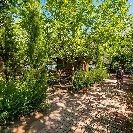 Likya Yanartaş Bungalows