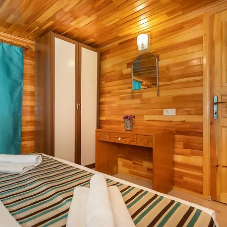 Likya Yanartas Bungalows Cirali