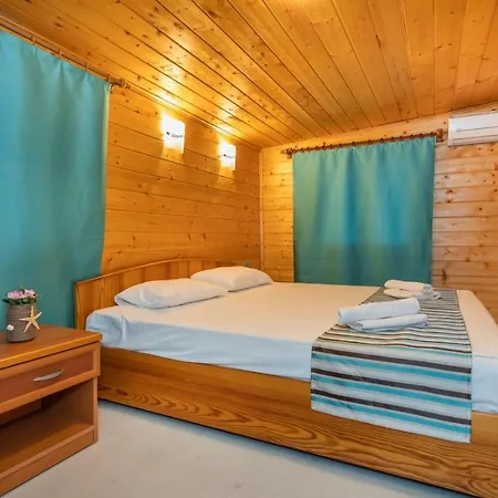 Likya Yanartas Bungalows Rum i privatbostad Çıralı